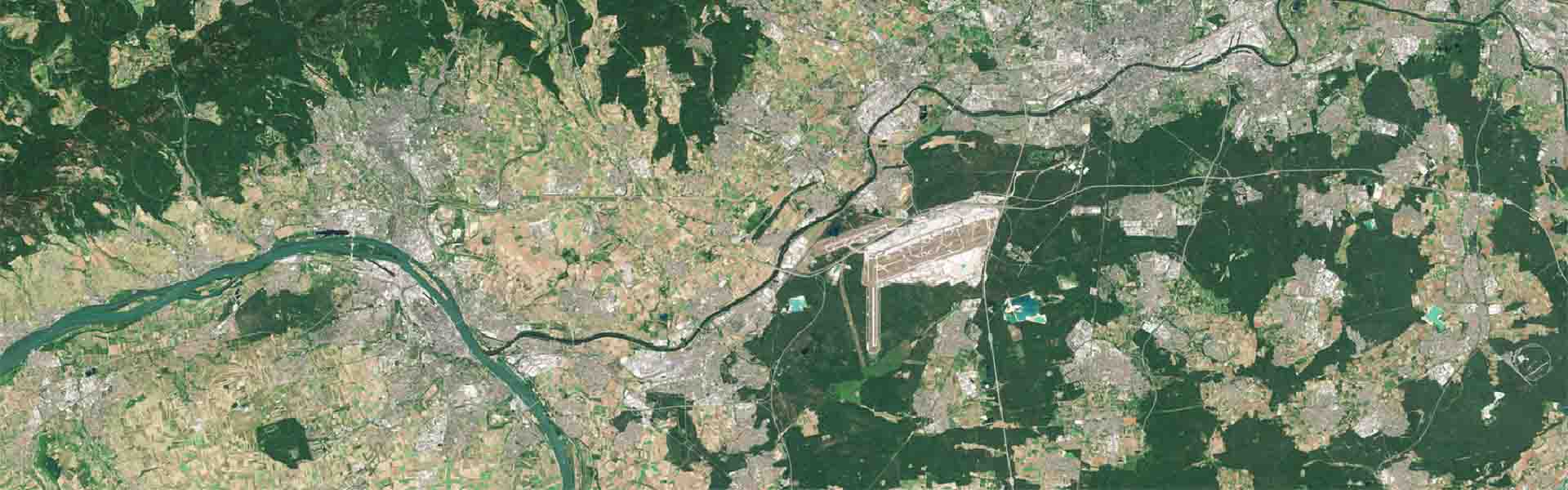 Aktuelle Karte des Monats "Deutschlandmosaik aus Sentinel-2 Daten"